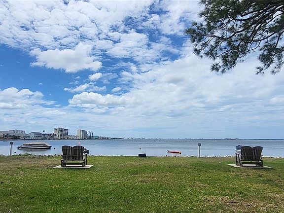 3rd image of 2700 Bayshore Blvd APT 592