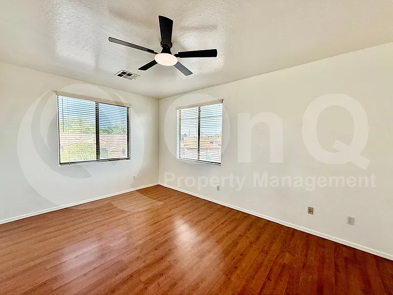 9940 E Medina Ave — Photo 20