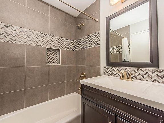 4th image of 205 S Edgar Ave