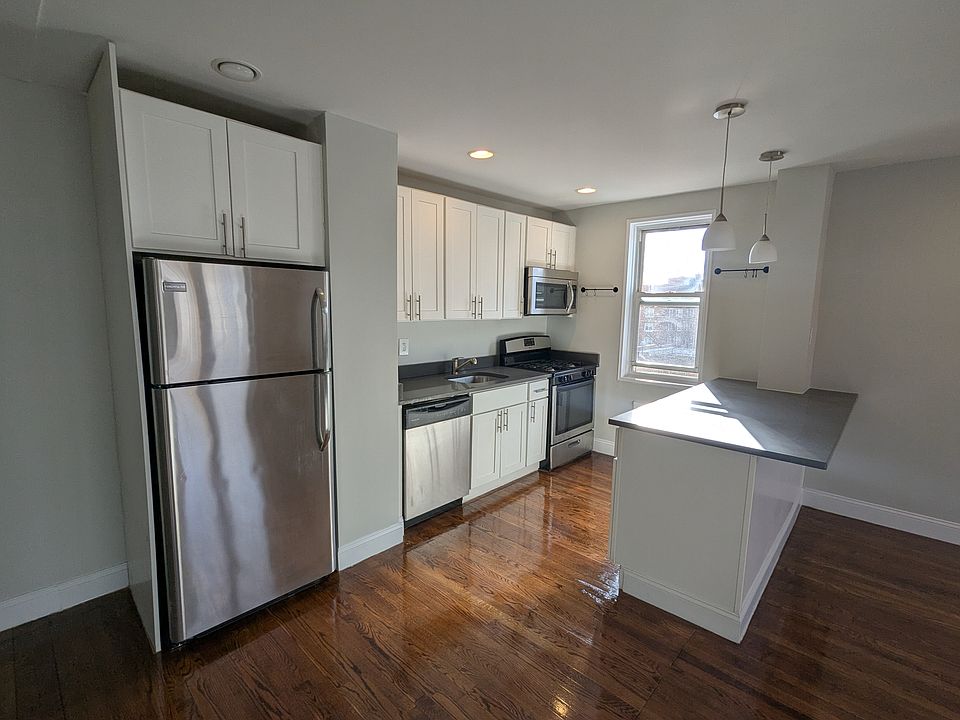 1st image of 125-16 83rd Dr #5C