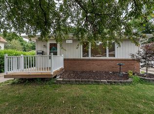 2210 4th St #A, East Moline, IL 61244