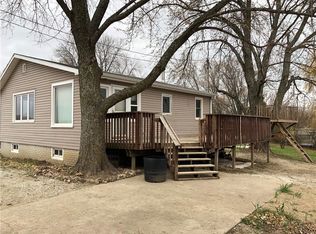 8432 Ormel Dr, Dexter, IA 50070