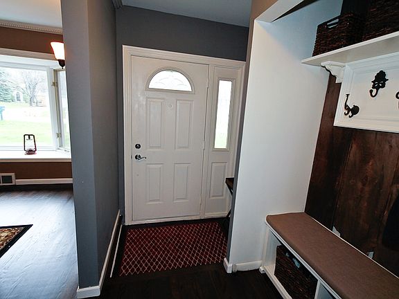 4th image of 2590 Binbrooke Dr
