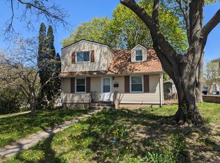 3318 Carolina Ave, Rockford, IL 61108