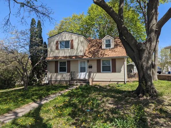 3318 Carolina Ave, Rockford, IL 61108
