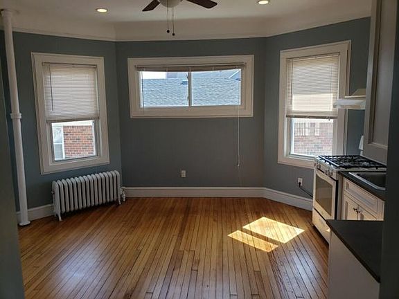 2nd image of 153 Beach 121st St Floor 2
