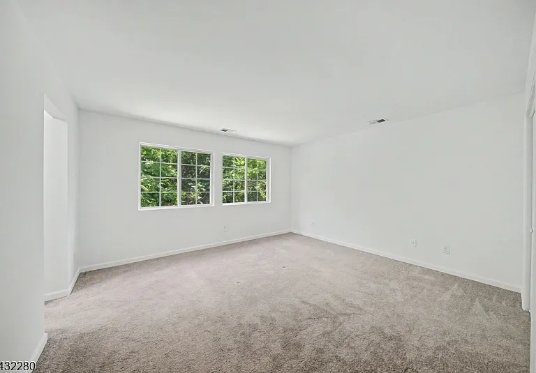 415 Union St — Photo 22