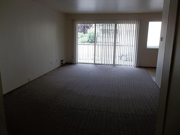 3rd image of 13315 Greenwood Ave N APT 208B