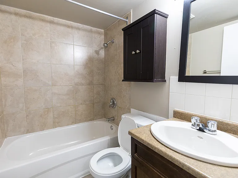 5355 Waverley Dr SW — Photo 5