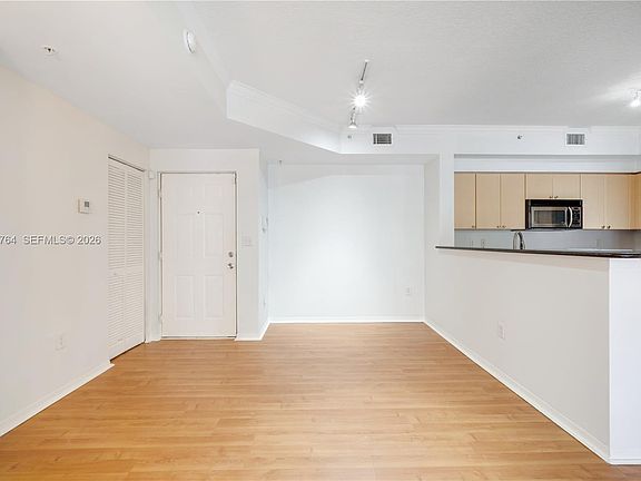 5th image of 6851 SW 44th St APT 208