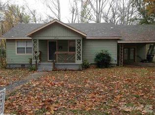 2016 Independence Ave, Conway, AR 72034