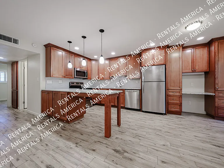 5525 E Thomas Rd #C2 — Photo 8