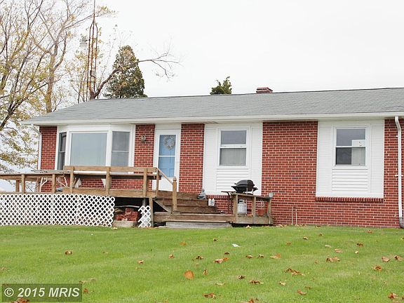 3rd image of 102 Beachside Dr
