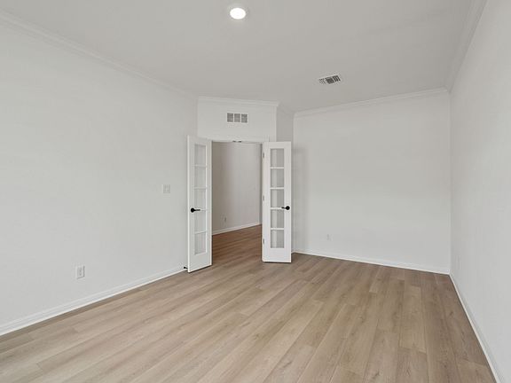 First-Floor Private Study
