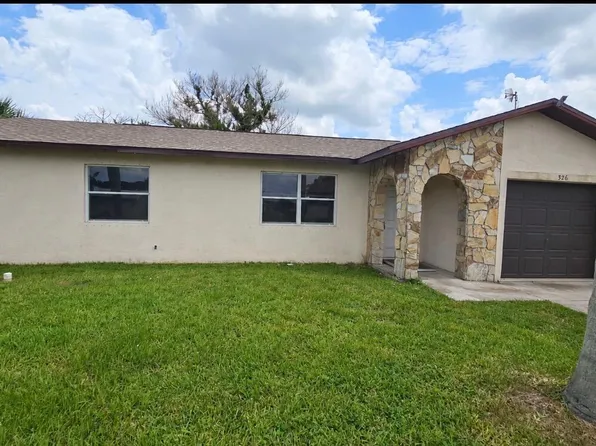 326 SE Dalva Avenue, Port St Lucie, FL 34984