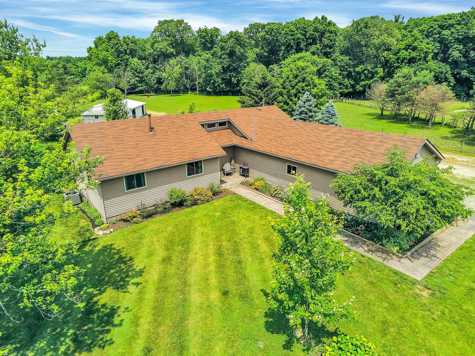 15788 Hawn Rd, Plain City, OH 43064 | Zillow