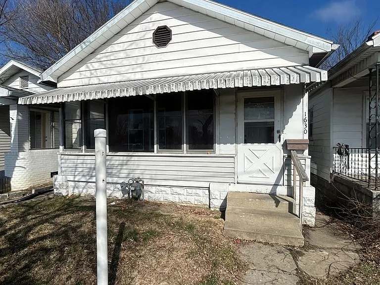 1630 E Division St — Photo 1