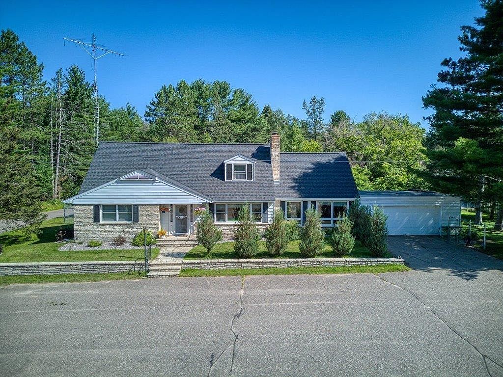 8792 Smith St, Sayner, WI 54560 Zillow