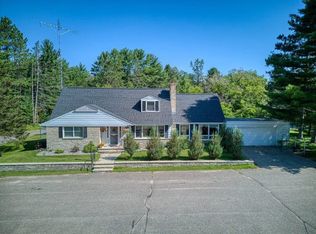 8792 Smith St, Sayner, WI 54560