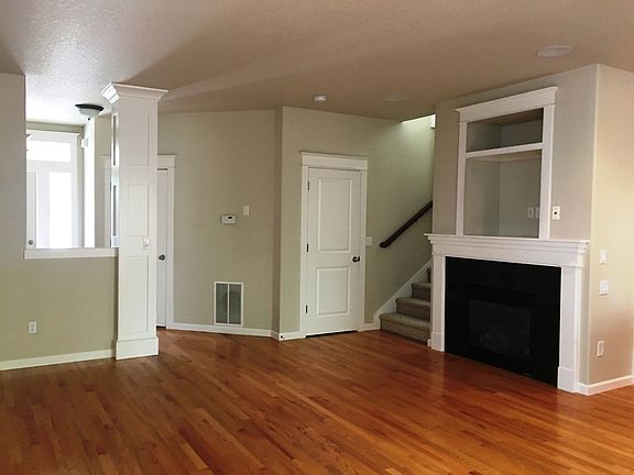 5th image of 3241 Wild Rose Loop