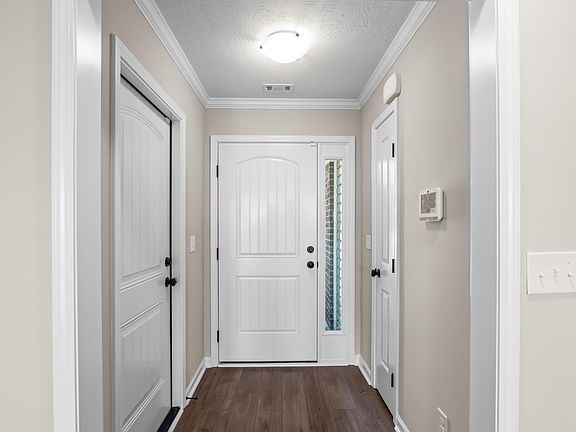 3rd image of 2505 Hollington Drive