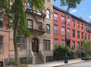 28 Perry St APT 5R, New York, NY 10014