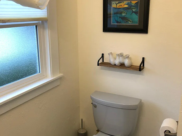 2511 J St — Photo 14