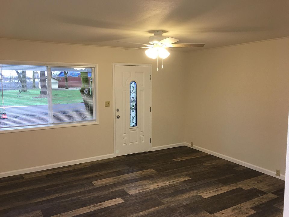 1st image of 6617 NE 135th Ave