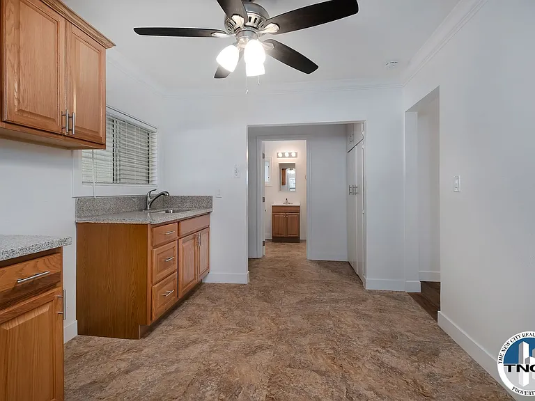 4116 Acacia Ave — Photo 5