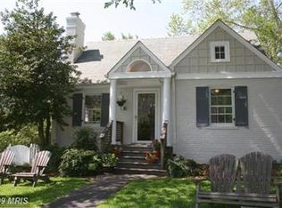 6208 Wagner Ln, Bethesda, MD 20816