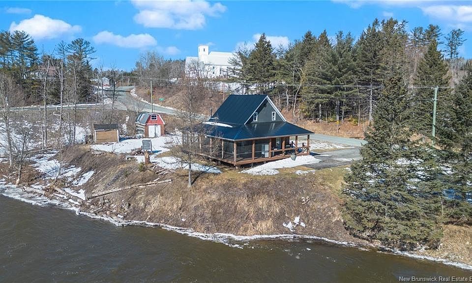 1st image of 1079 110th Rte