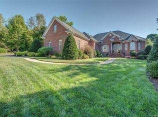 2810 Foxfield Ct, Gastonia, NC 28054