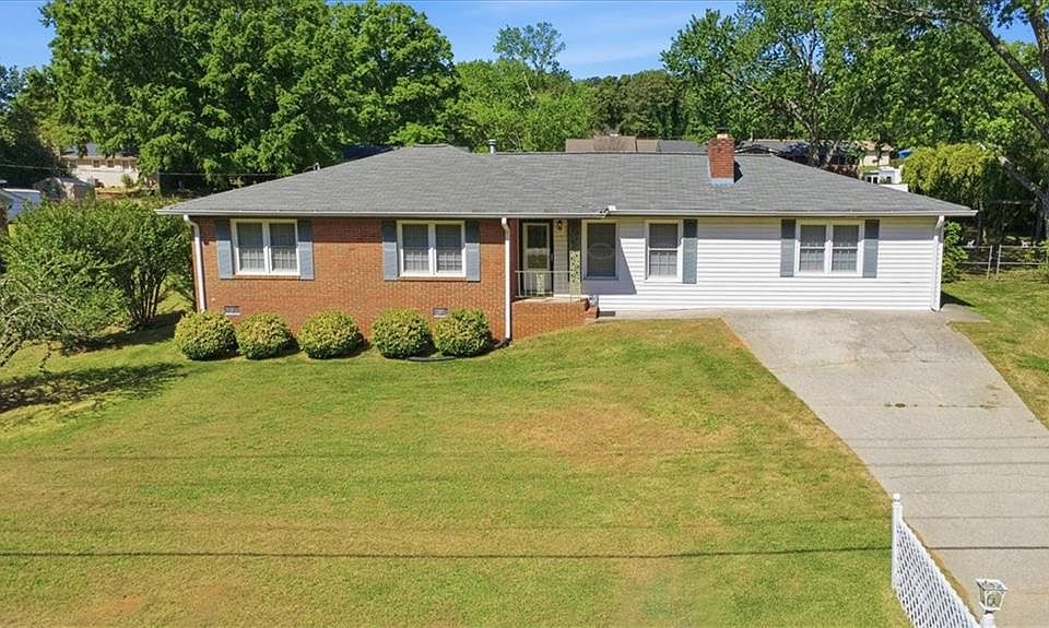 1st image of 3293 Bright Star Rd