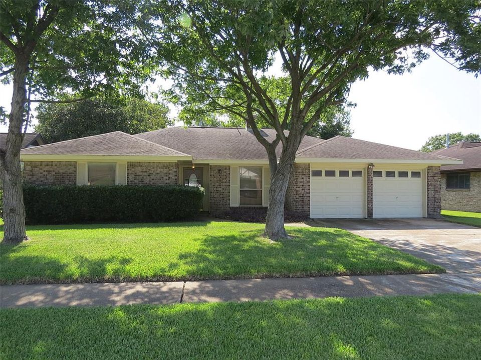 1st image of 2706 Lufkin Ln