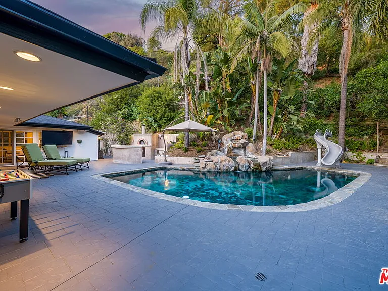 9023 Alto Cedro Dr — Photo 14