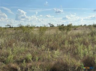 32 Homestead Dr, Lampasas, TX 76550