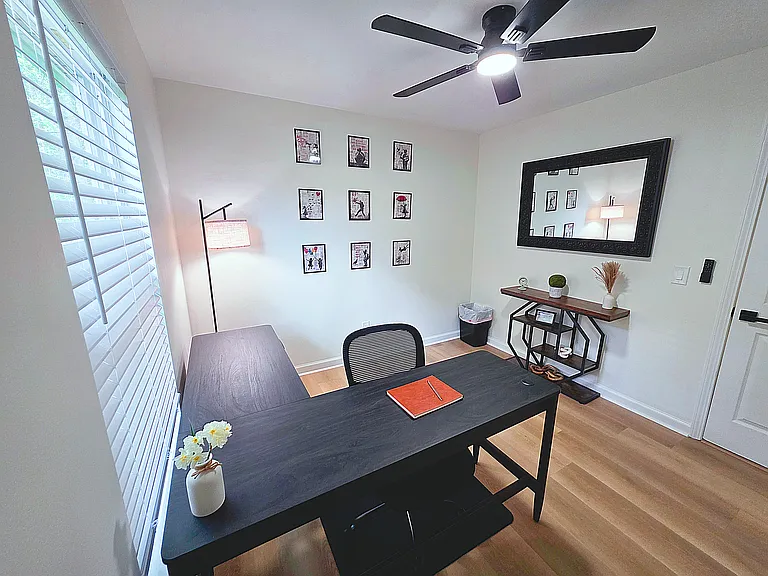 117 W Carter St — Photo 17