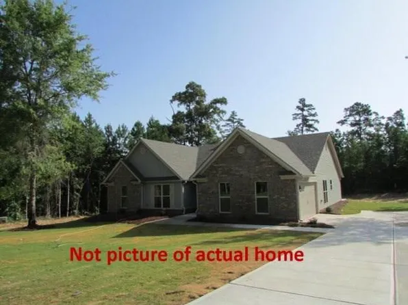 213 High Point Trl NW, Milledgeville, GA 31061
