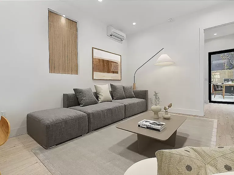 195 Meserole St #1 — Photo 3