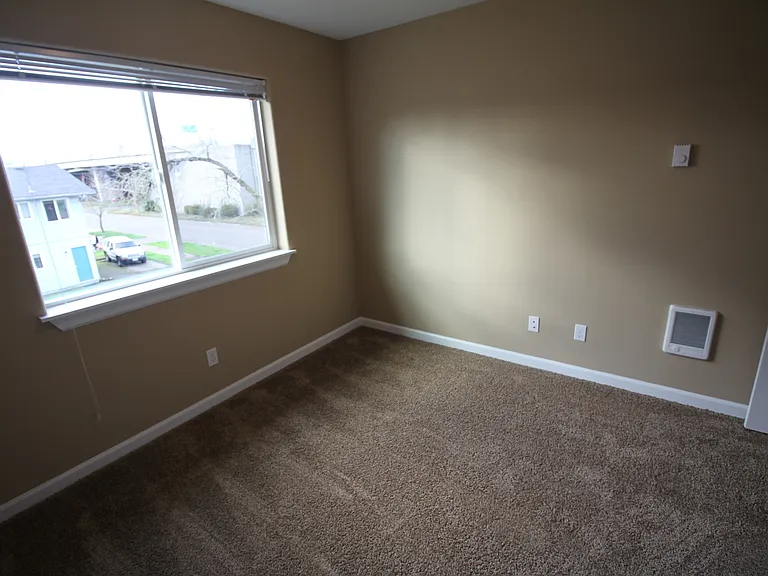 1544-1546 Tripp St SE — Photo 29