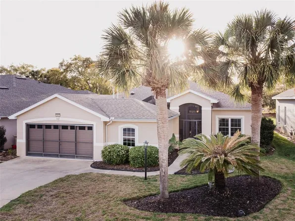 20801 Queen Alexandra Dr, Leesburg, FL 34748