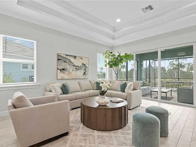 6403 Negril Isle Dr — Photo 4