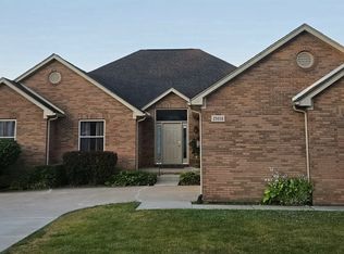 25014 Trombley St, Harrison Township, MI 48045