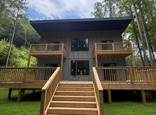 146 High Falls Rd, Rogers, KY 41365