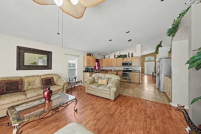 6244 Crickethollow Dr — Photo 3