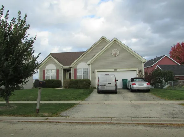 1902 Vermette Cir, Plainfield, IL 60586