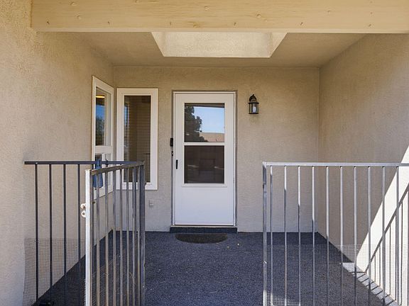 4th image of 4001 La Frente Ct SE