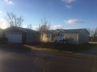 3985 Mount Vail Rdg, Dubuque, IA 52001