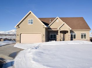 9081 N Torrey Pines Loop, Eagle Mountain, UT 84005