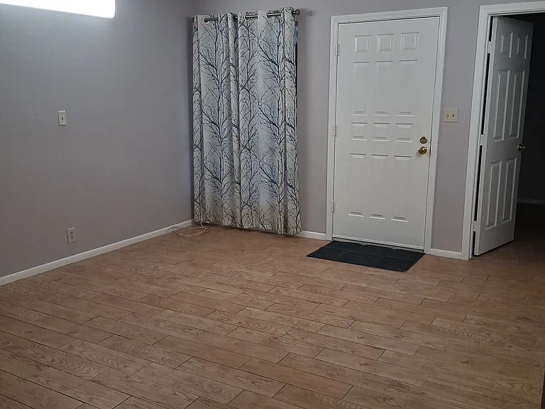 9031 W Elm St #2 — Photo 8